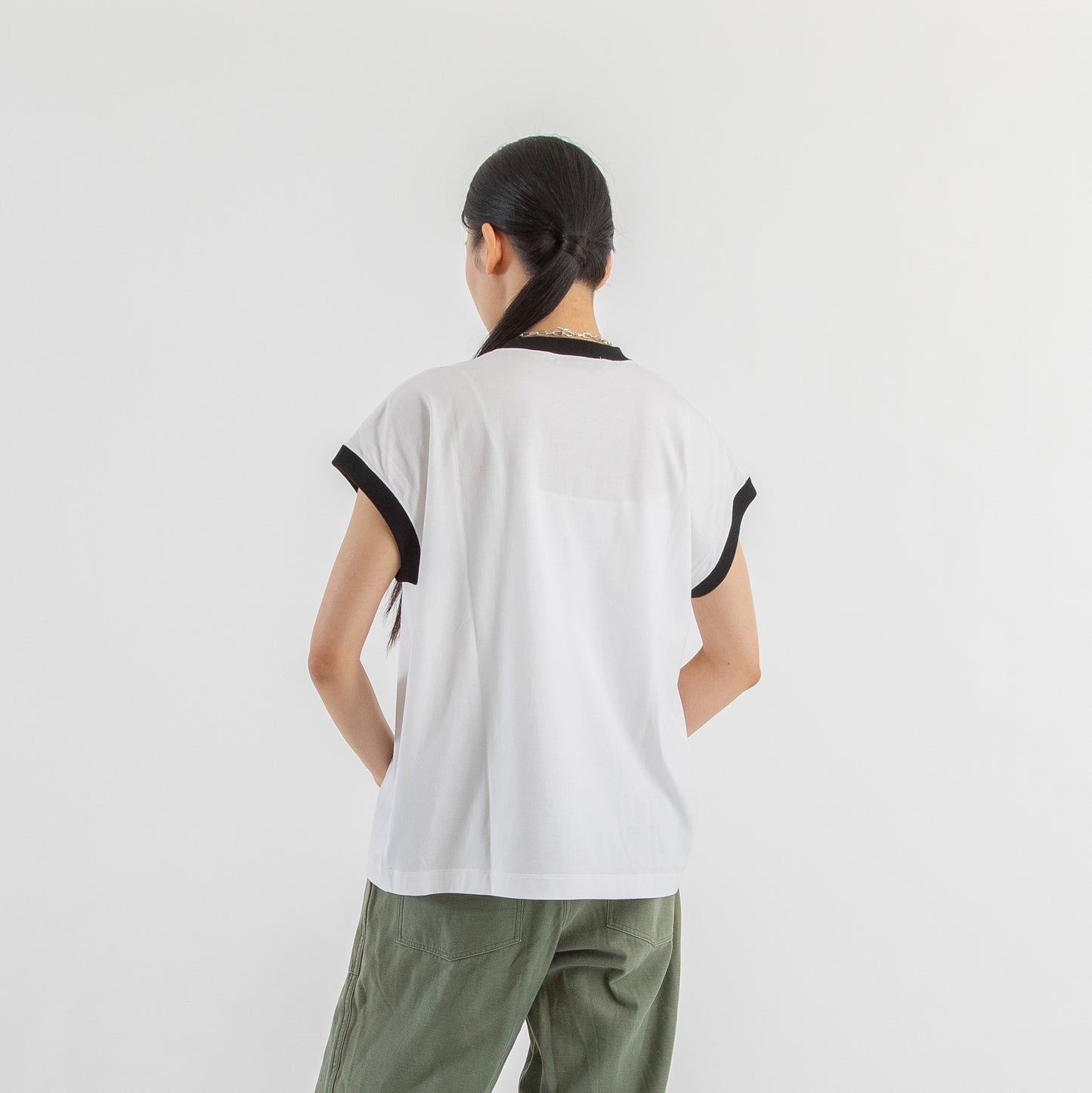 エンブレムロゴ リンガーTシャツ