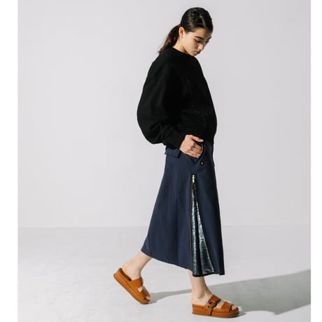 綿バックサテンｘスパンコール　SIDE ZIPスカート
