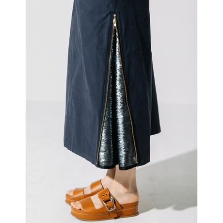 綿バックサテンｘスパンコール　SIDE ZIPスカート
